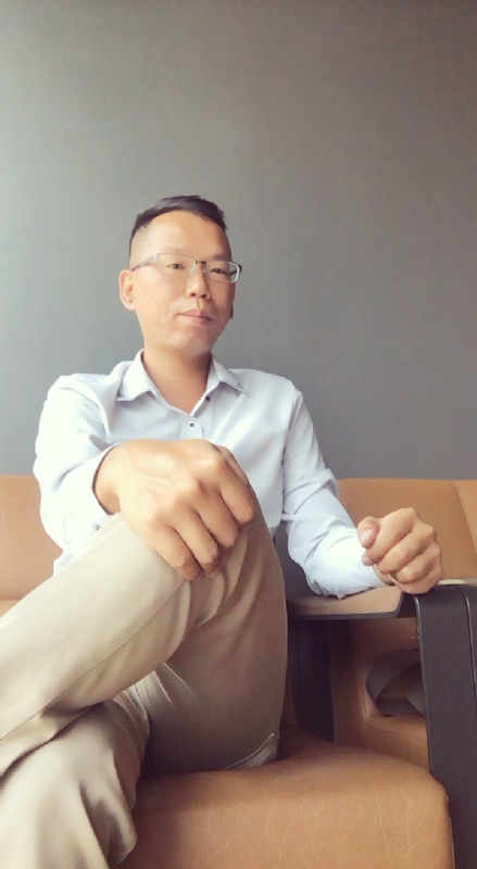 LI的第一张照片--嘉义中老年相亲网