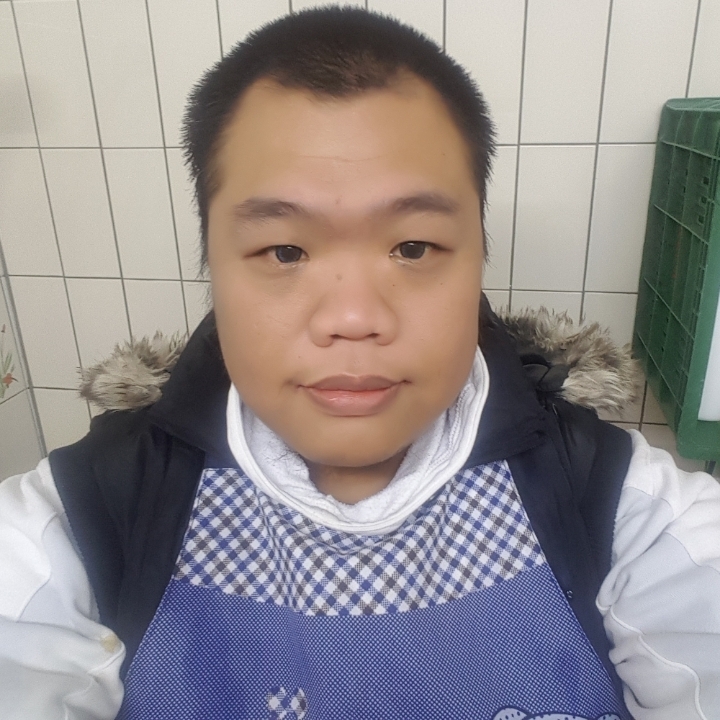 黑熊的第一张照片--嘉义中老年相亲网