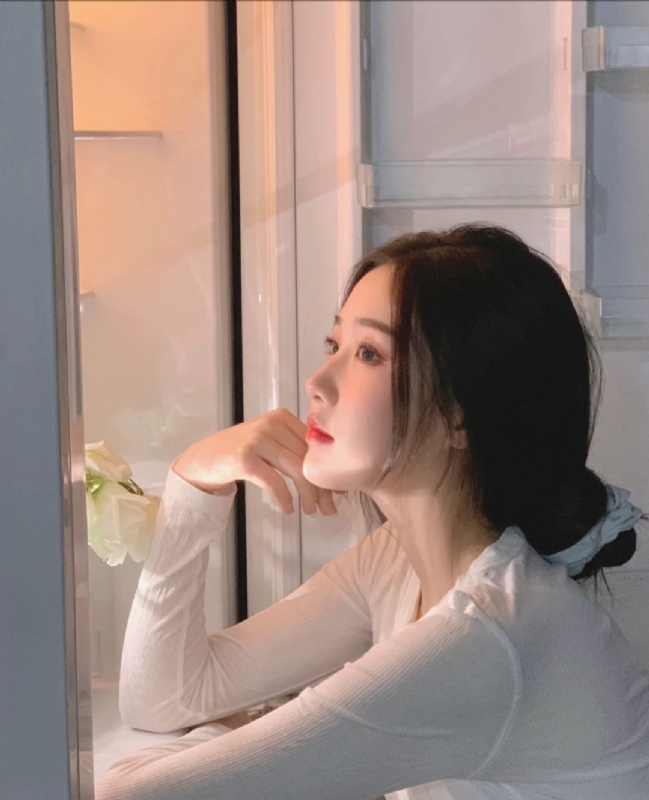 風吹過臉頰的第一张照片--嘉义中老年相亲网