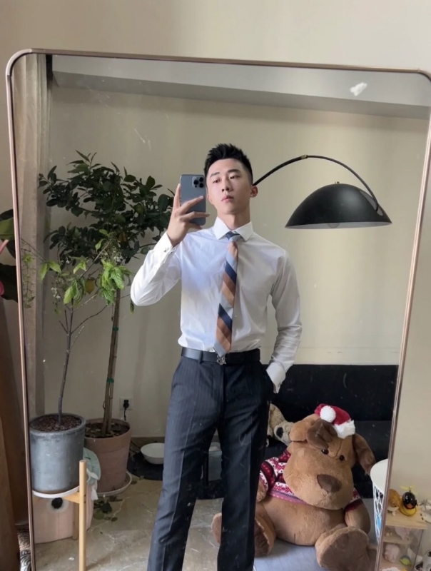 张浩的第一张照片--嘉义中老年相亲网