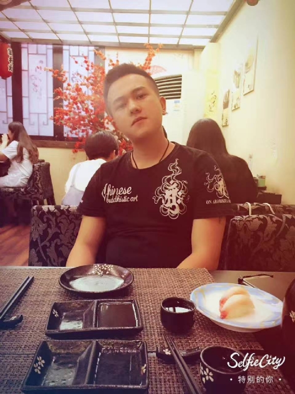 夏天的第四张照片--嘉义中老年相亲网